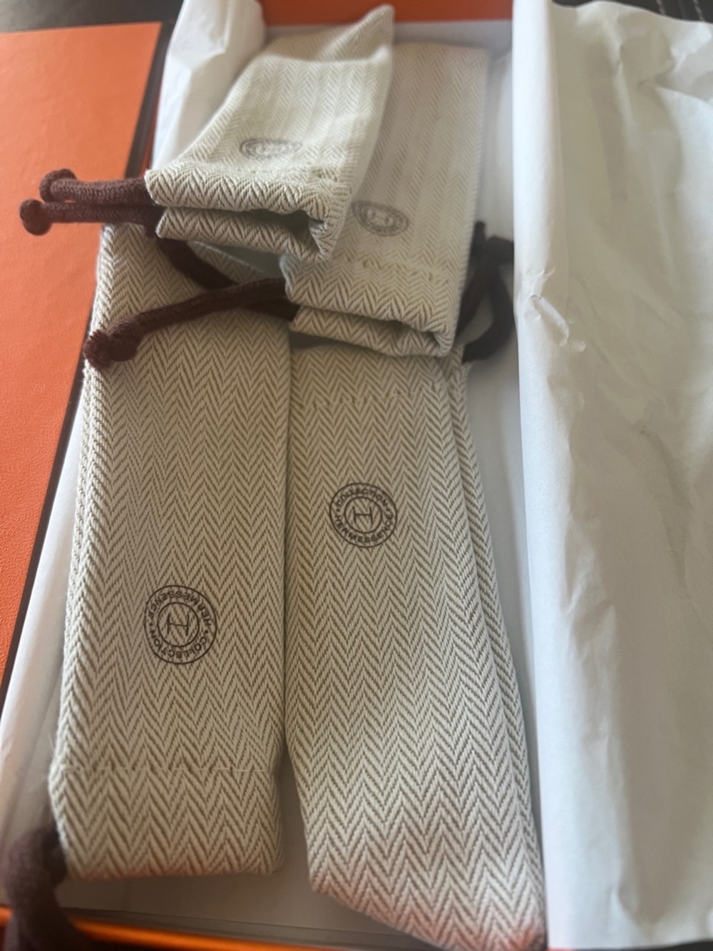 Hermès Orange Box with Beige Herringbone Dust Bags - Picture 3 of 6